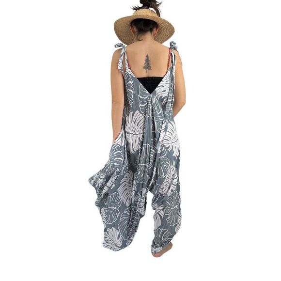 Pōʻalima Gray White Monstera Tropical Boho Wide Leg Beach Romper - Picture 12 of 16